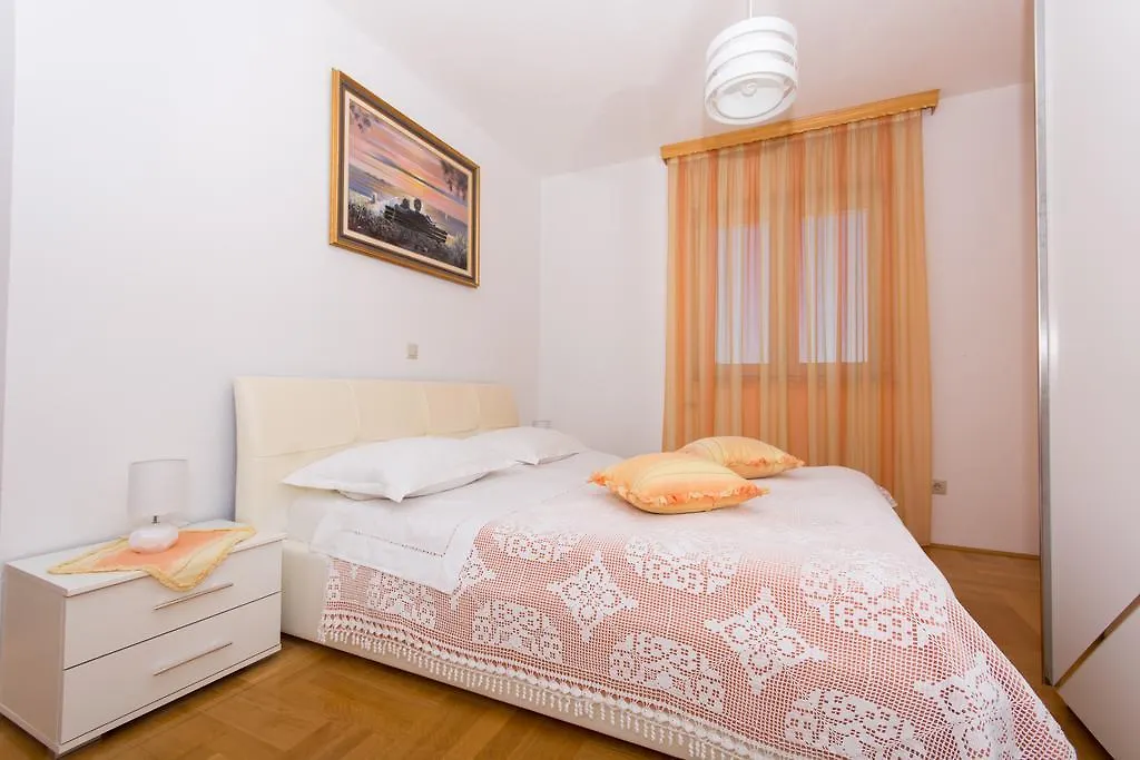 Apartment Holiday Trogir