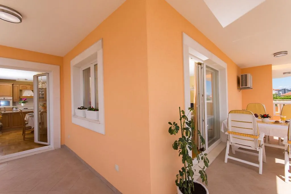 Apartment Holiday Trogir